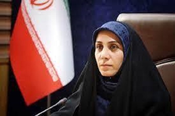 سمیرا کرمی مدیر کل دفتر امور زنان و خانواده استانداری سمنان