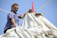 آيين سنتي سياه پوشان و برپايي خيمه عزاداري در آستانه ماه محرم - سمنان
