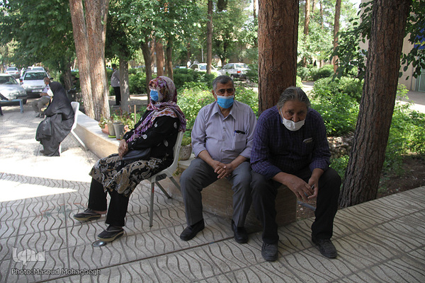 تزریق واکسن کرونا به سنین بالای 70 سال - سمنان