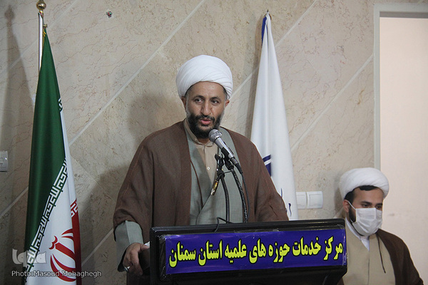 آیین تودیع و معارفه مدیر مرکز خدمات حوزه های علمیه استان سمنان