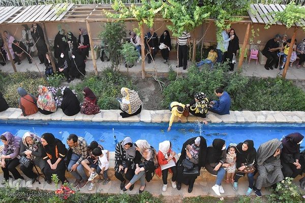 جشنواره گل و گلاب محمدی - سمنان‎‎