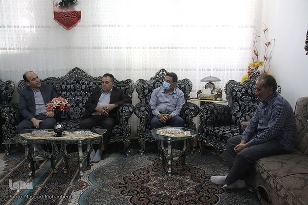 دیدار رئیس و معاونین جهاددانشگاهی استان سمنان با خانواده شهید مدافع حرم‎‎