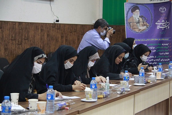 نشست خبری علی منصفی‌راد، رئیس جهاددانشگاهی استان سمنان 