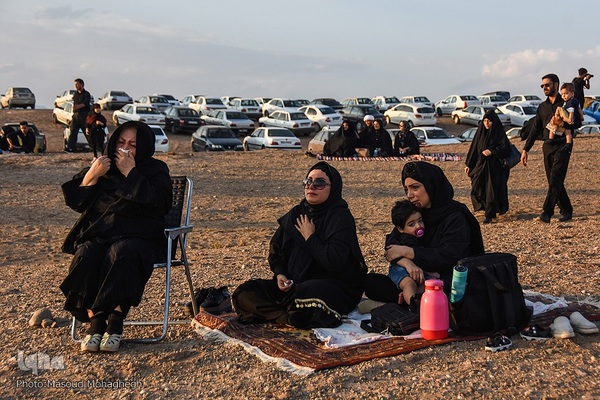 عزاداری تاسوعای حسینی در کویر «خوریان» سمنان