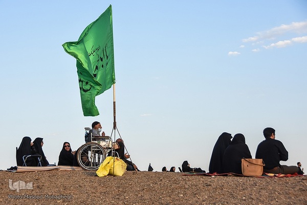 عزاداری تاسوعای حسینی در کویر «خوریان» سمنان