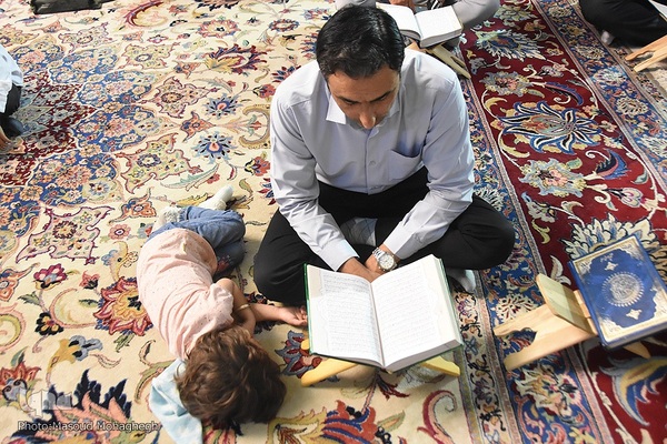 محفل انس با قرآن کریم با حضور قاری ممتاز بین المللی