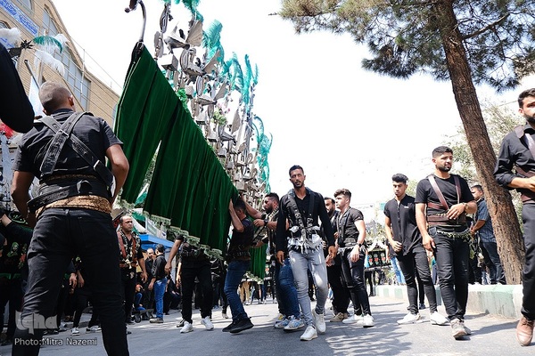 آیین سنتی ۲۰۰ ساله طوق‌بندان در دامغان‎