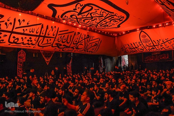 عزاداری شب هشتم محرم در سمنان‎