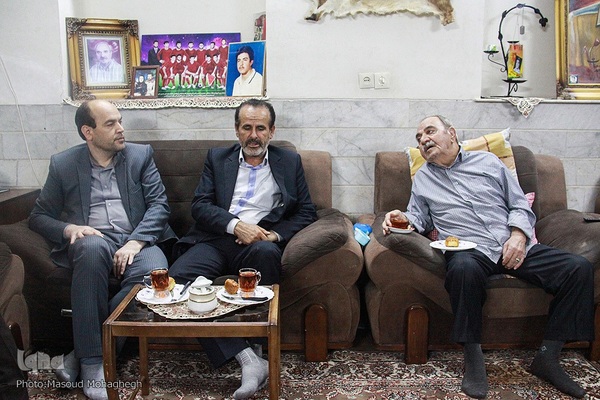 دیدار مسئولان جهاددانشگاهی سمنان با خانواده شهید نیک ذات‎