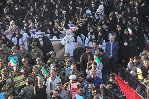 تجمع مردم سمنان در محکومیت جنایت اسرائیل در غزه‎