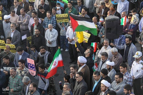 تجمع مردم سمنان در محکومیت جنایت اسرائیل در غزه‎