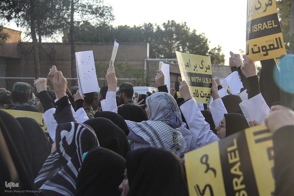 تجمع مردم سمنان در محکومیت جنایت اسرائیل در غزه‎