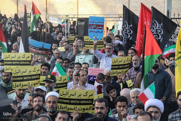 تجمع مردم سمنان در محکومیت جنایت اسرائیل در غزه‎