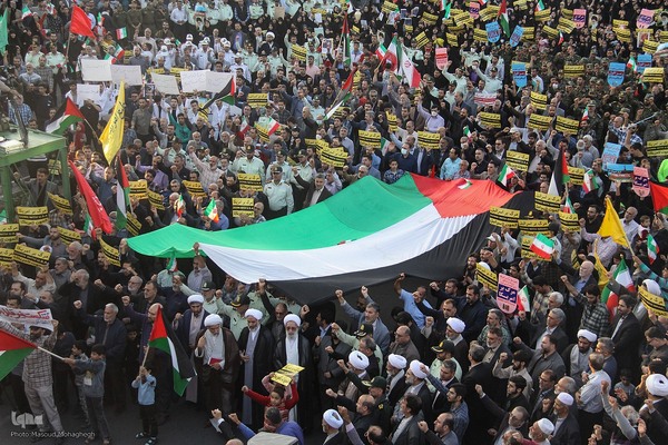 تجمع مردم سمنان در محکومیت جنایت اسرائیل در غزه‎