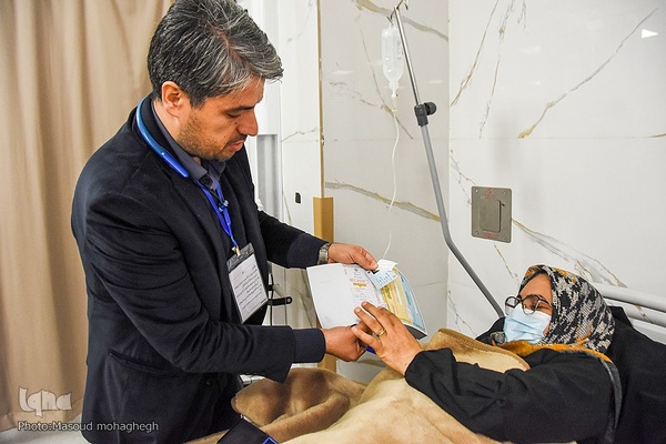 صندوق سیار انتخابات در بیمارستان کوثر سمنان