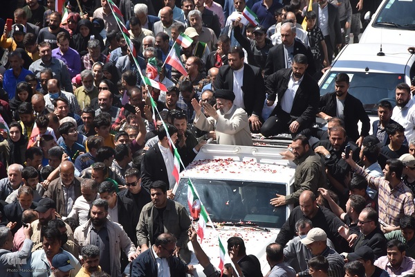 استقبال پرشور مردم سمنان از رئیس جمهور