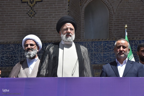 استقبال پرشور مردم سمنان از رئیس جمهور