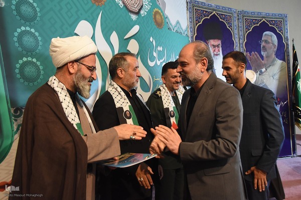 اجلاسیه نماز و تجلیل از فعالان نماز در دستگاه‌های اجرایی سمنان‎