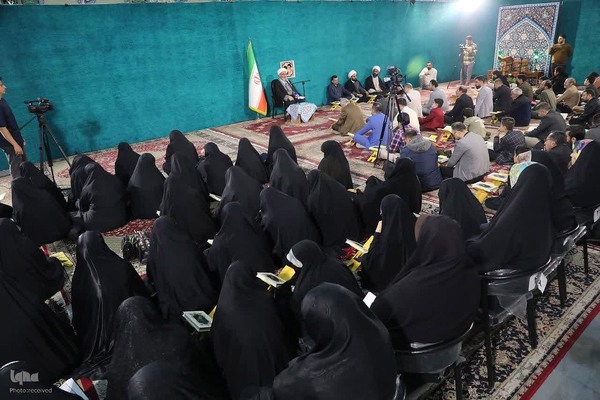 محفل انس با قرآن کریم در سمنان