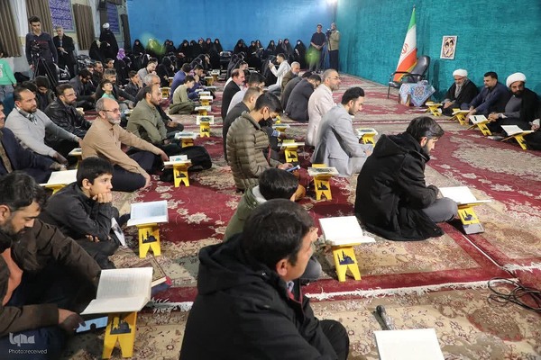 محفل انس با قرآن کریم در سمنان