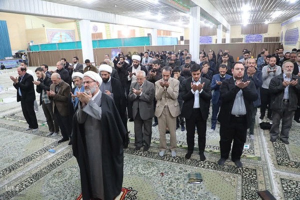 محفل انس با قرآن کریم در سمنان