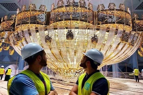 Masjid Terbesar Ketiga Dunia Masih Menunggu Pembukaan / Hambatan Masih Berlanjut