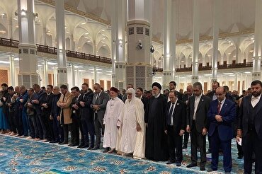 Galeri/ Presiden Iran dalam Salat Jamaah Masjid Jami Aljazair
