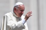 Papa: “il mondo è in guerra”, “guerra vera”, ma “non guerra di religione”