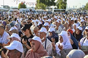 Hacı adayları kutsal topraklara uğurlandı
