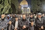 Ramazan ayının ilk gecesinde Mescid-i Aksa’da on binlerce Müslüman teravih namazını eda etti